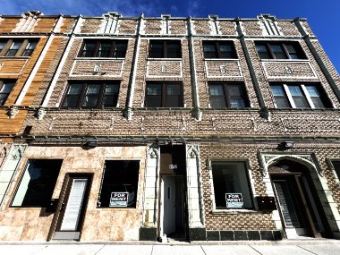 Chicago Apartment: 8617 S Ashland Ave