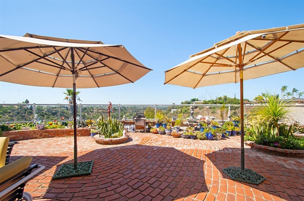San Diego House: 5619 Dorothy Way