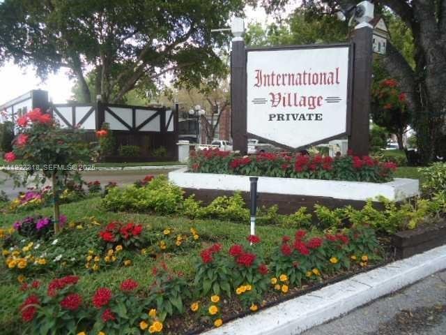 lauderhill Condo: 3710 inverrary dr