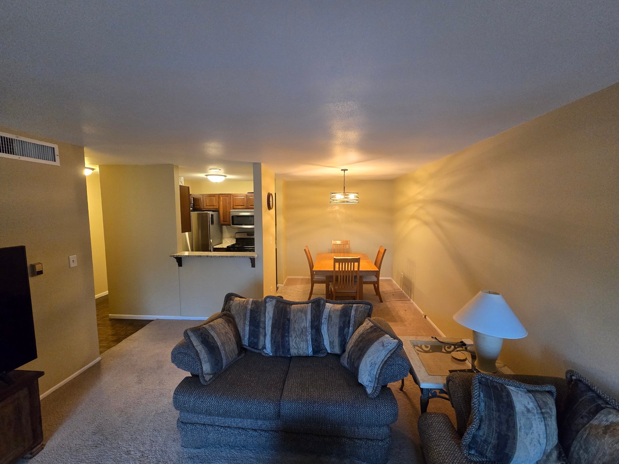 Schaumburg Condo: 1926 Pairie Square