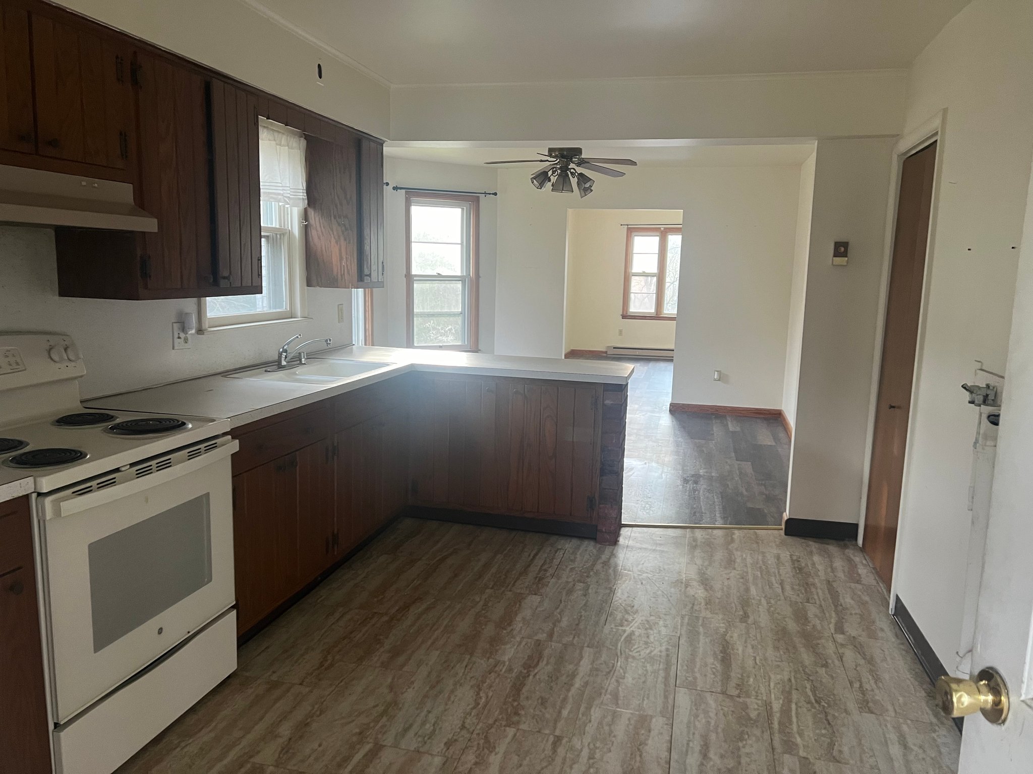 South Abington Twp Townhome: 1311 Gravel Pond Rd
