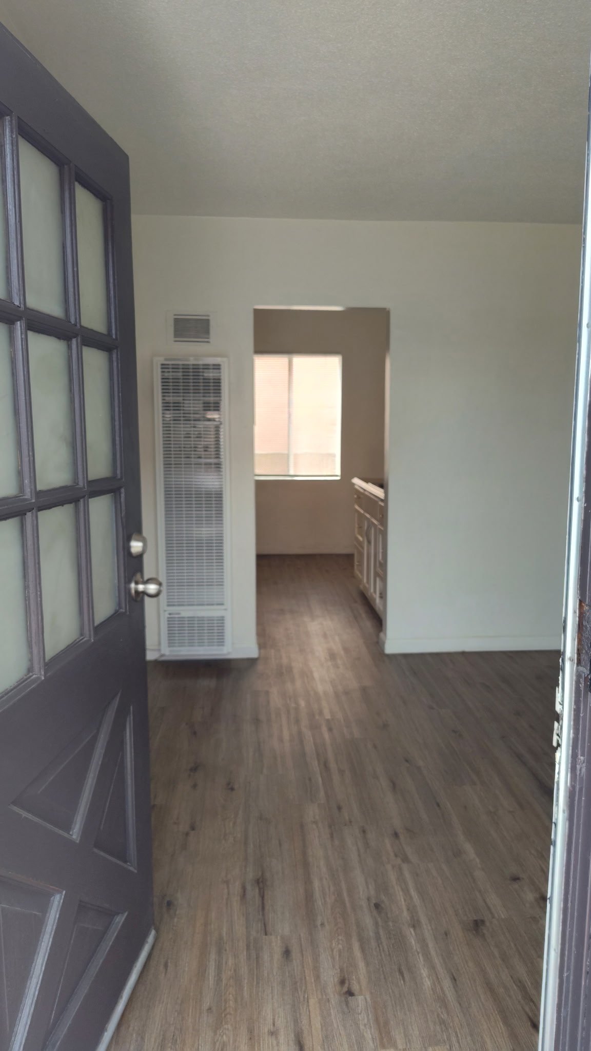 South Gate Apartment: 8123 Otis St