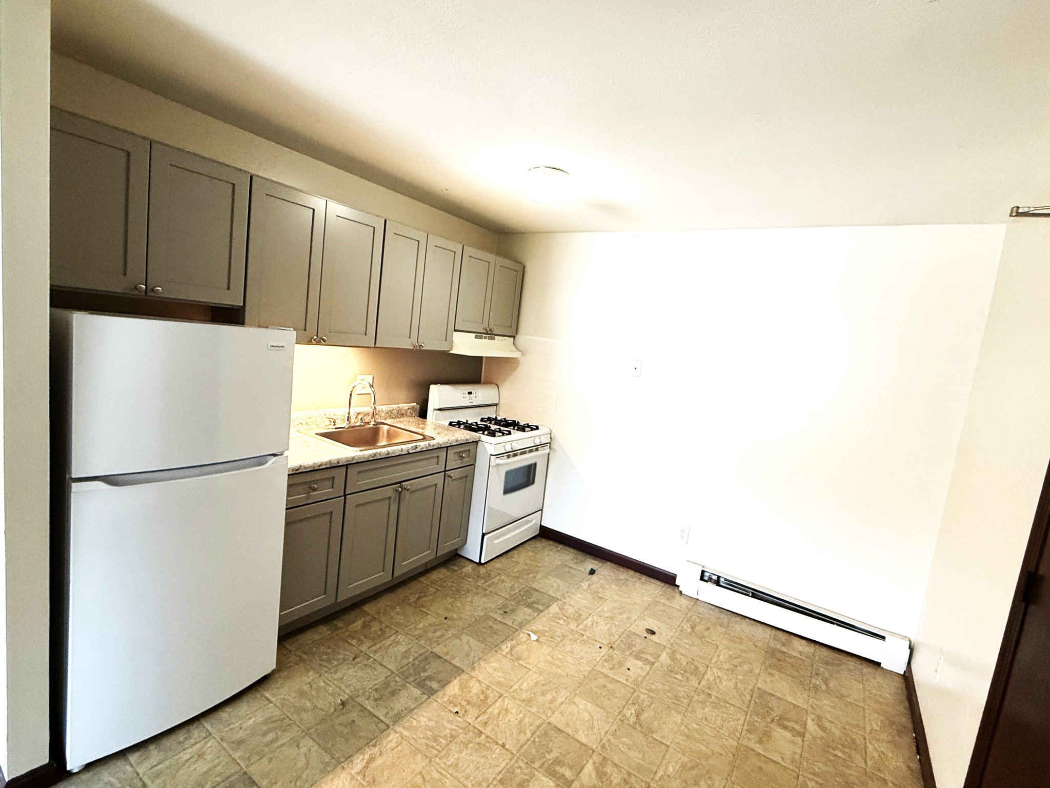 Bristol Apartment: 39-41 Washington St