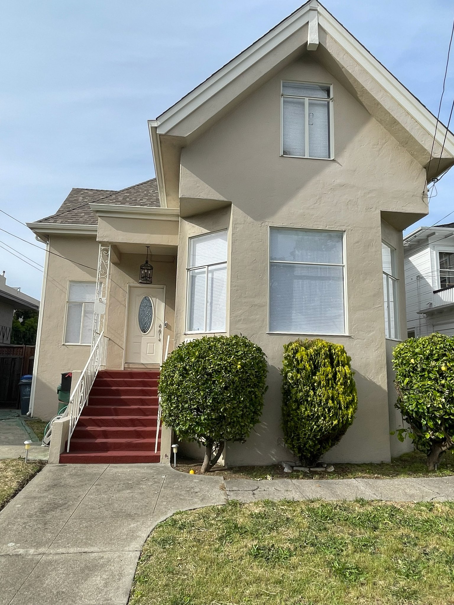 Alameda House: 633 Taylor Avenue