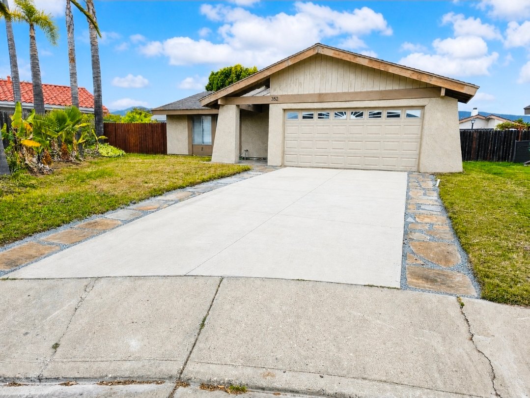 Goleta House: 352 Hillsboro Way