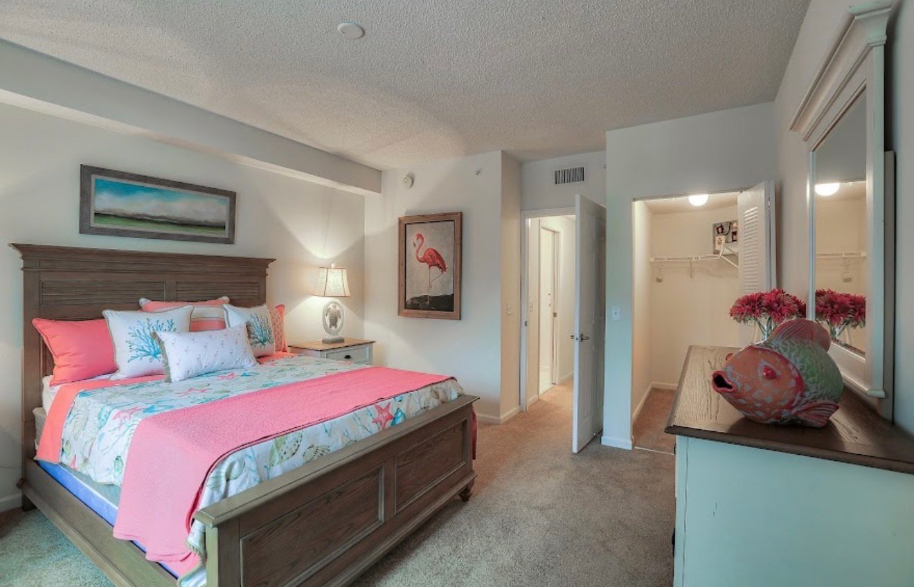 Bonita Springs Apartment: 28151 dovewood