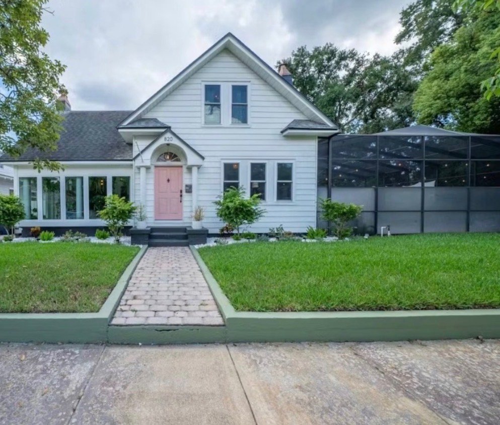 Tampa House: 820 W Amelia Ave