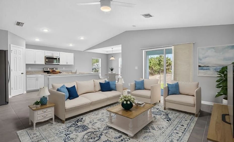Cape Coral House: 2925 NE 4th Place