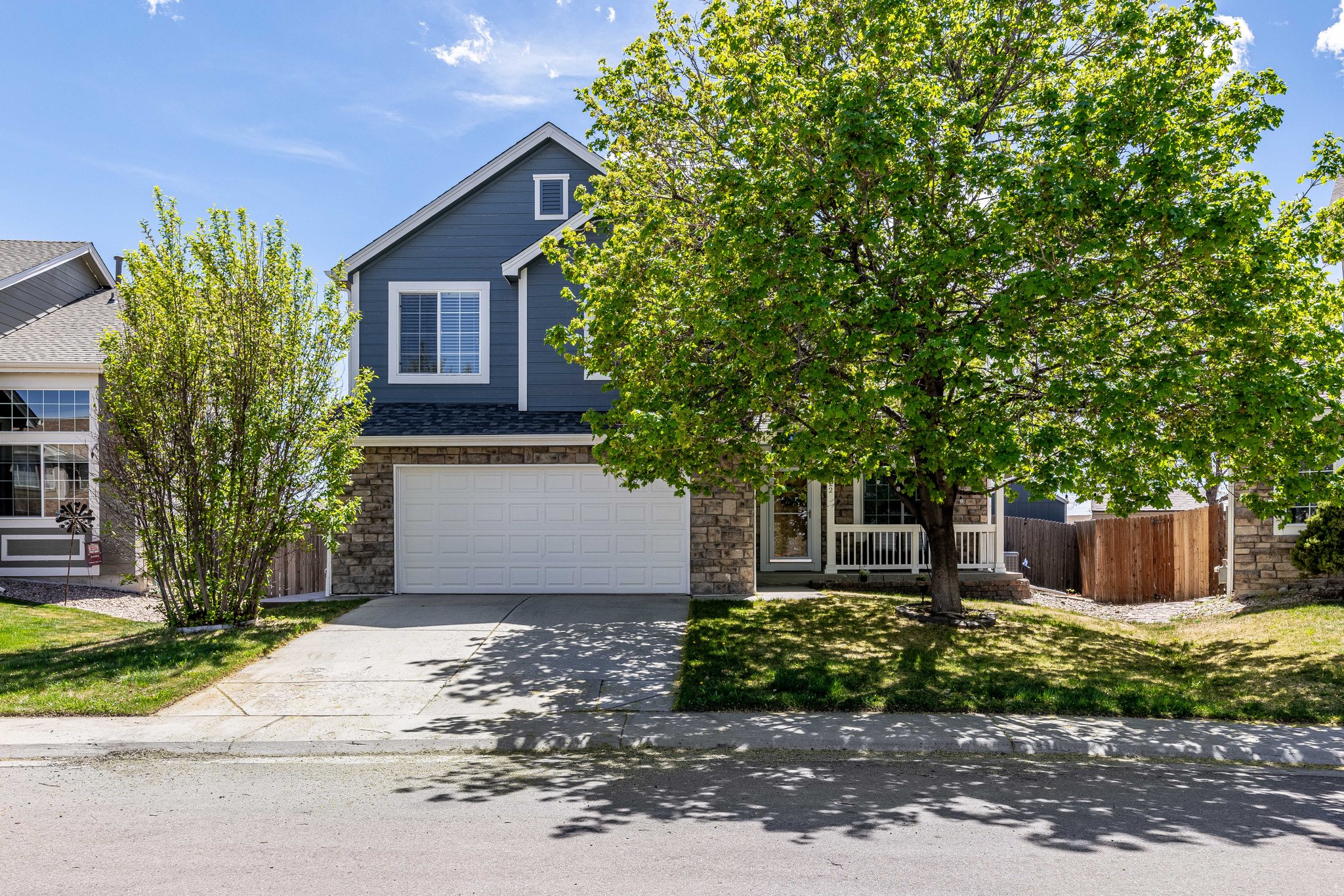 Castle Rock House: 4722 Sutton St