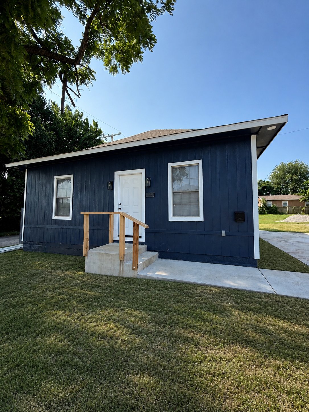 Tulsa House: 1408 e 13th st