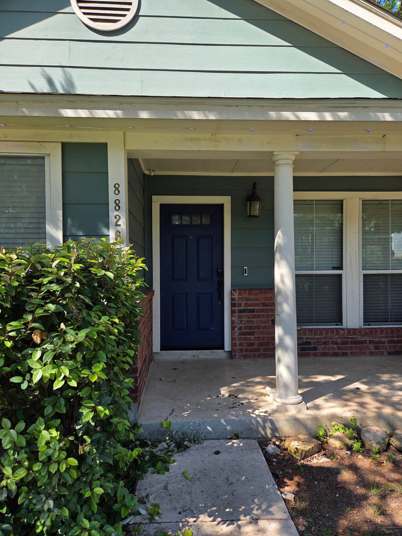 San Antonio House: 8826 Fernbrook