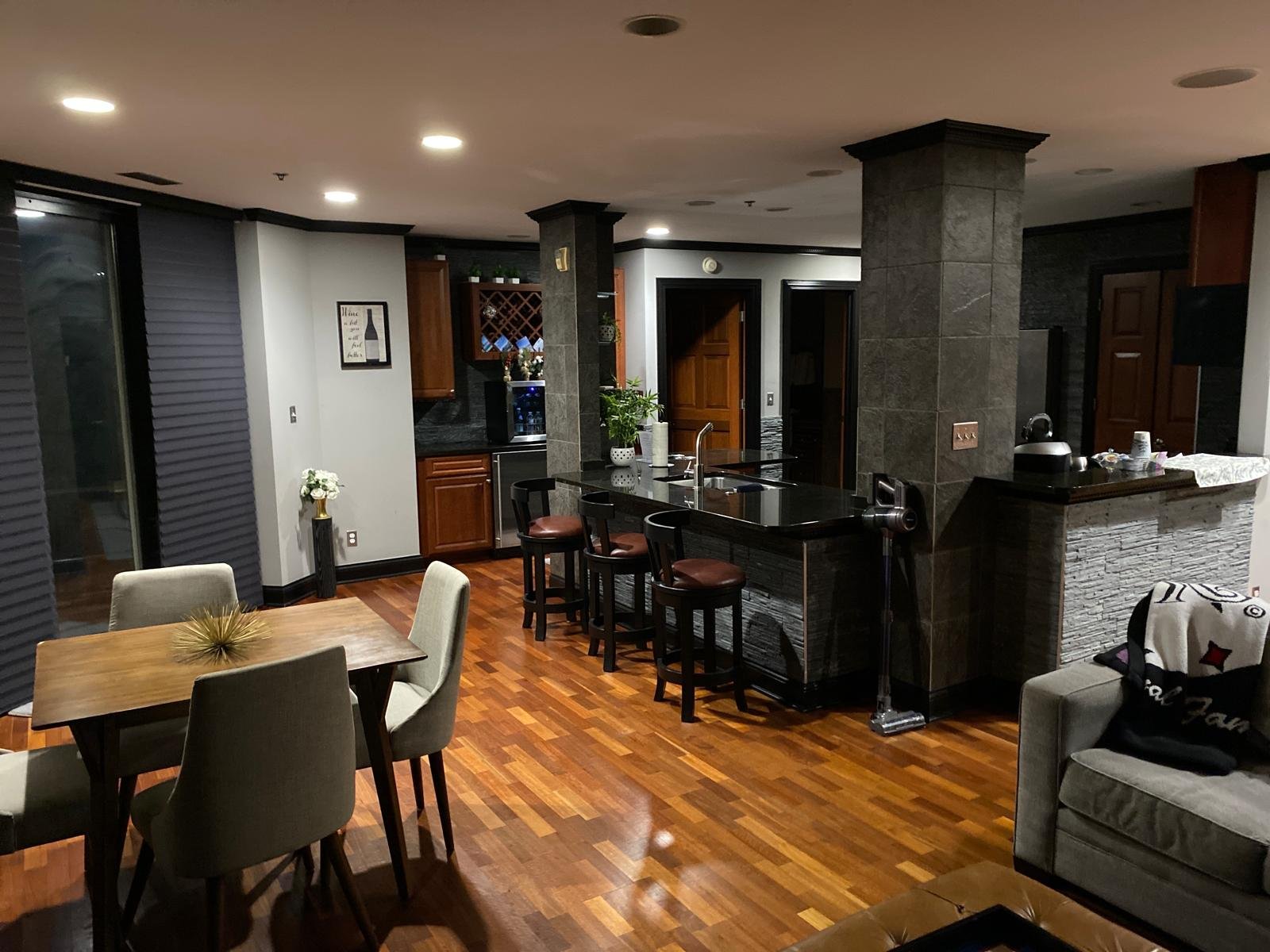 Indianapolis Condo: 110 E Washington St
