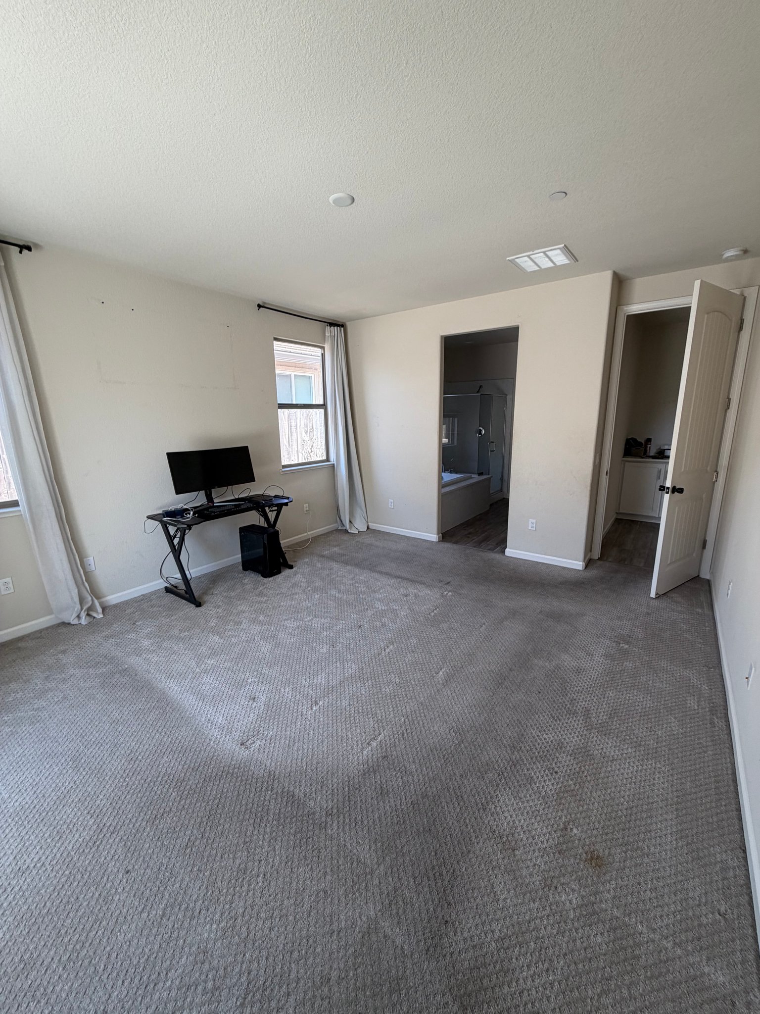 Modesto House: 3212 Showcase Way