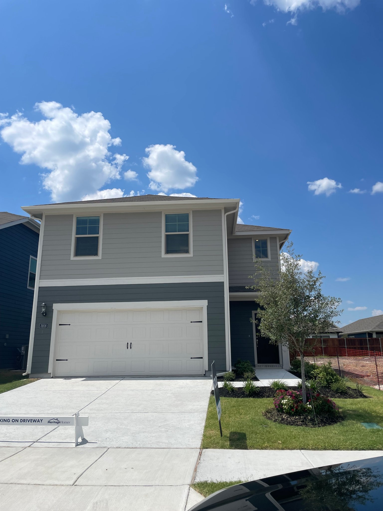 Farmersville House: 3916 White Rock Dr