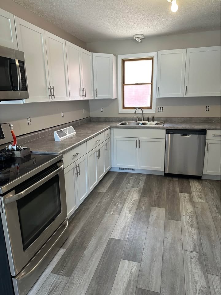 Onalaska Townhome: 402 2nd Ave N