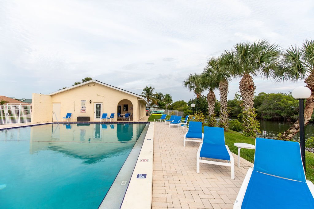 Vero Beach Condo: 1815 Robalo Dr, #C201