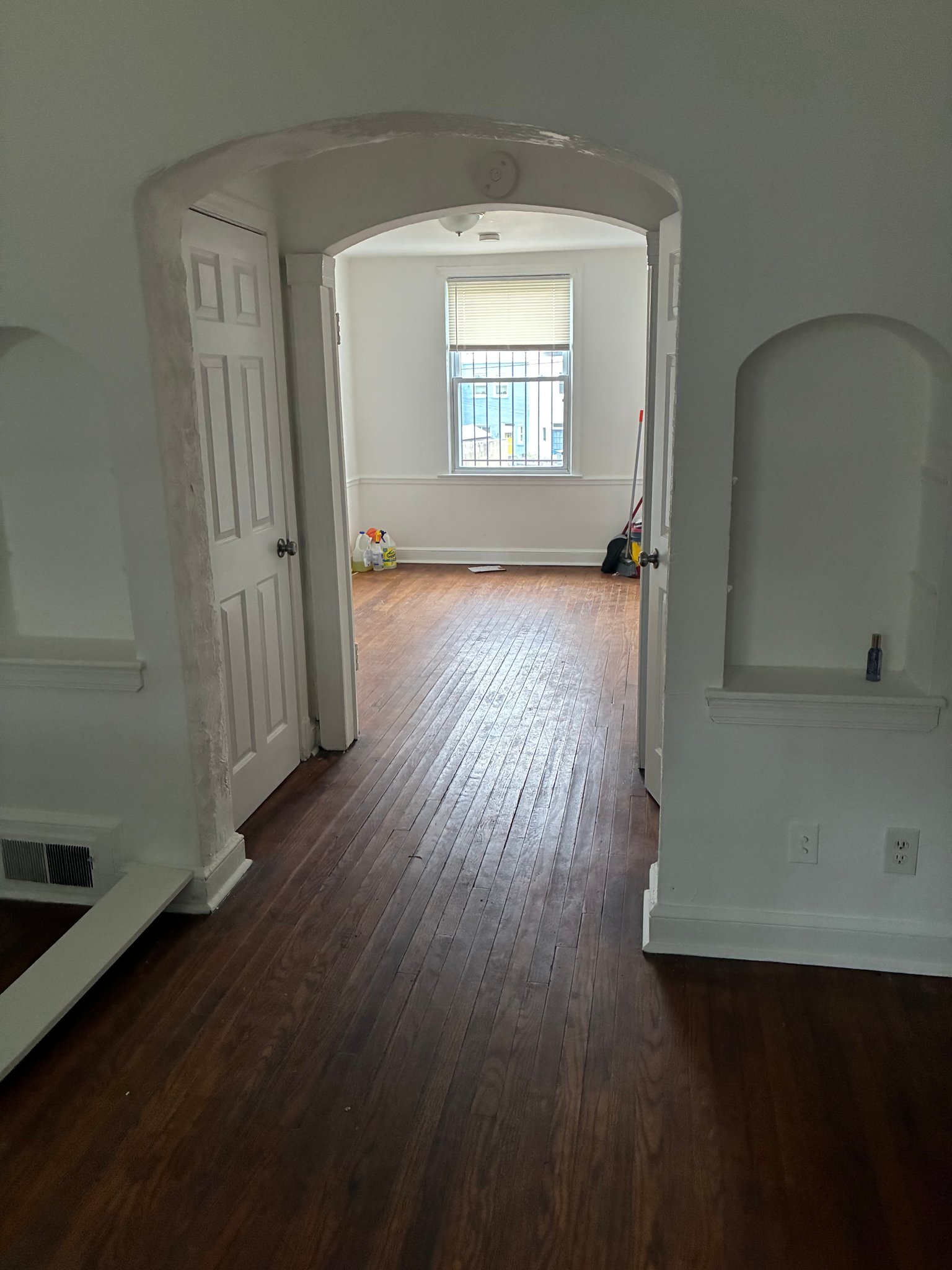 Washington Townhome: 66 Allison St NE