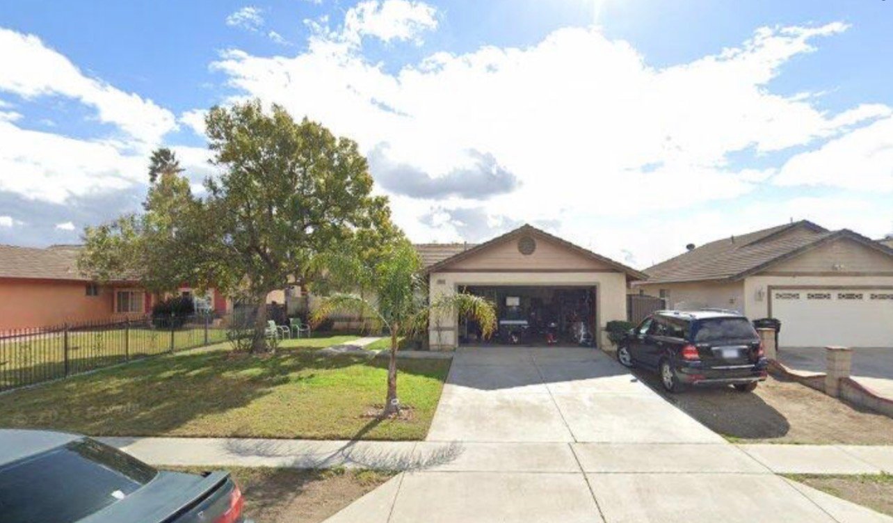 Fontana Apartment: 14965 Manzanita