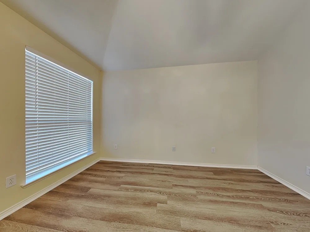 Forth Worth House: 9701 Westmere Ln, Fort Worth, TX 76108