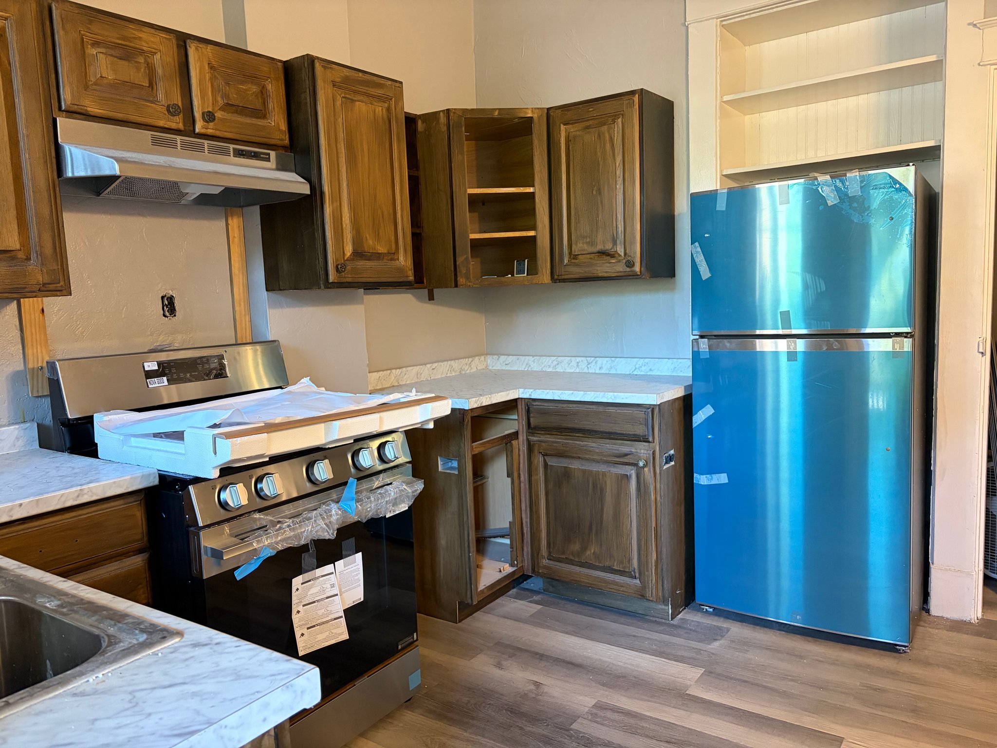 Pittsburgh Apartment: 907 Chartiers Ave