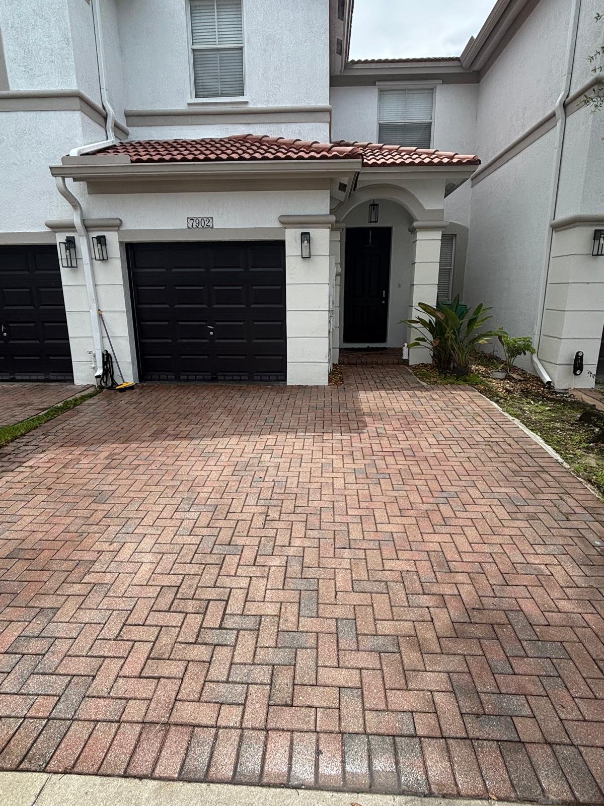 doral Townhome: 7902 nw107 court