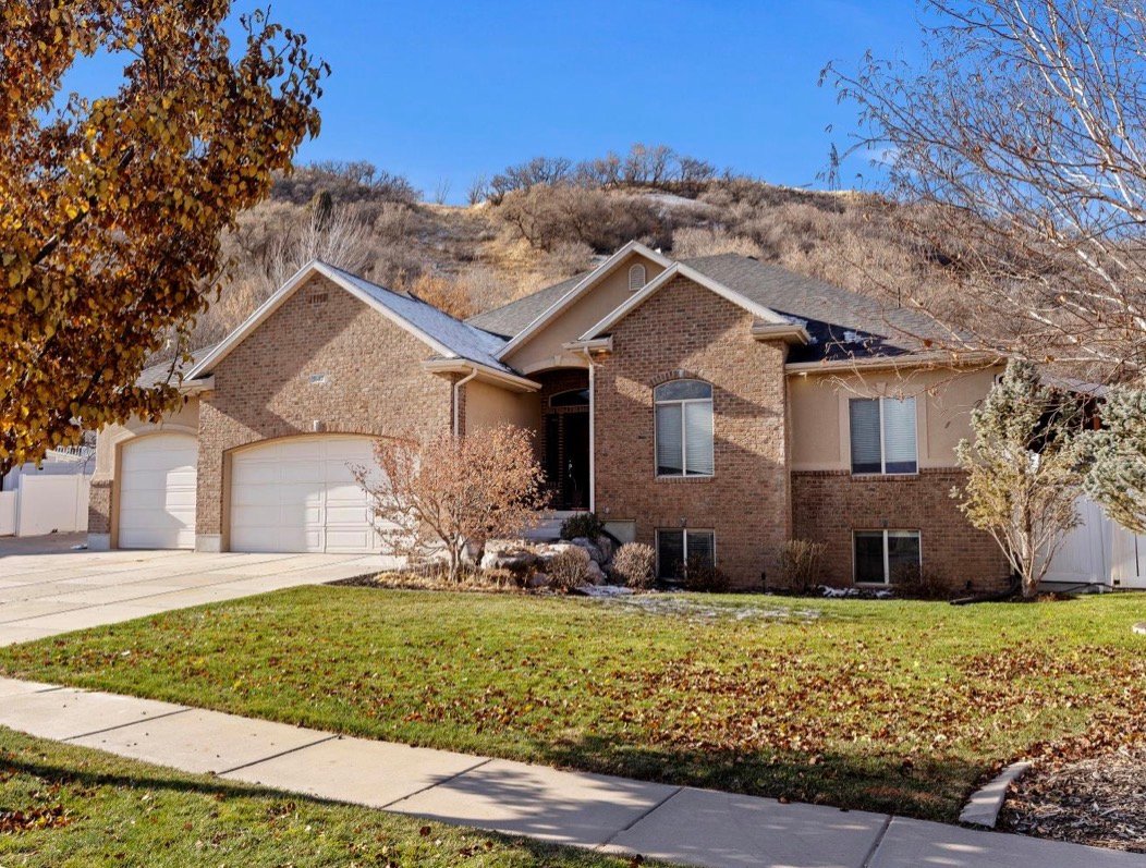 South Weber House: 7687 S 1650 E
