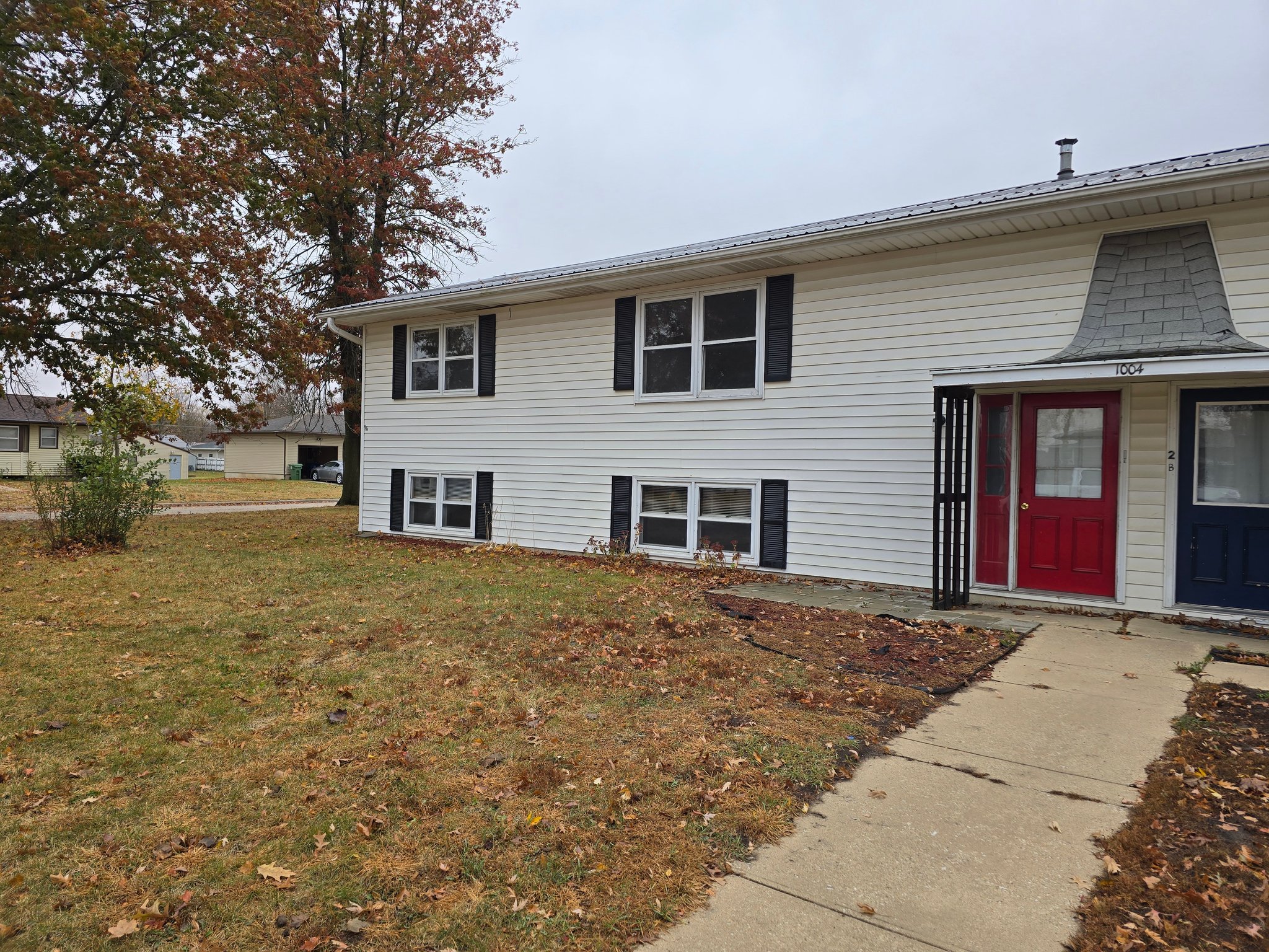Charles City Townhome: 1004 20th Ave