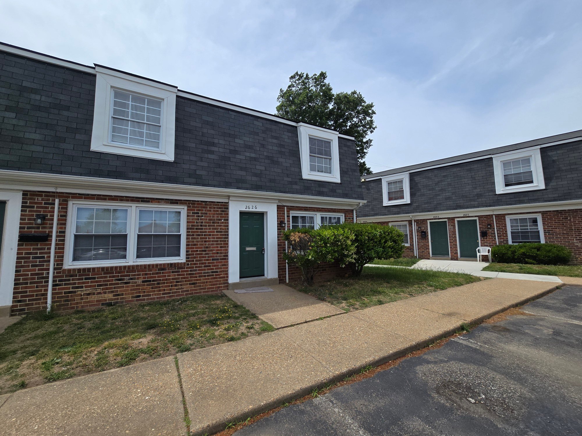 Richmond Townhome: 2626 Wayside Dr