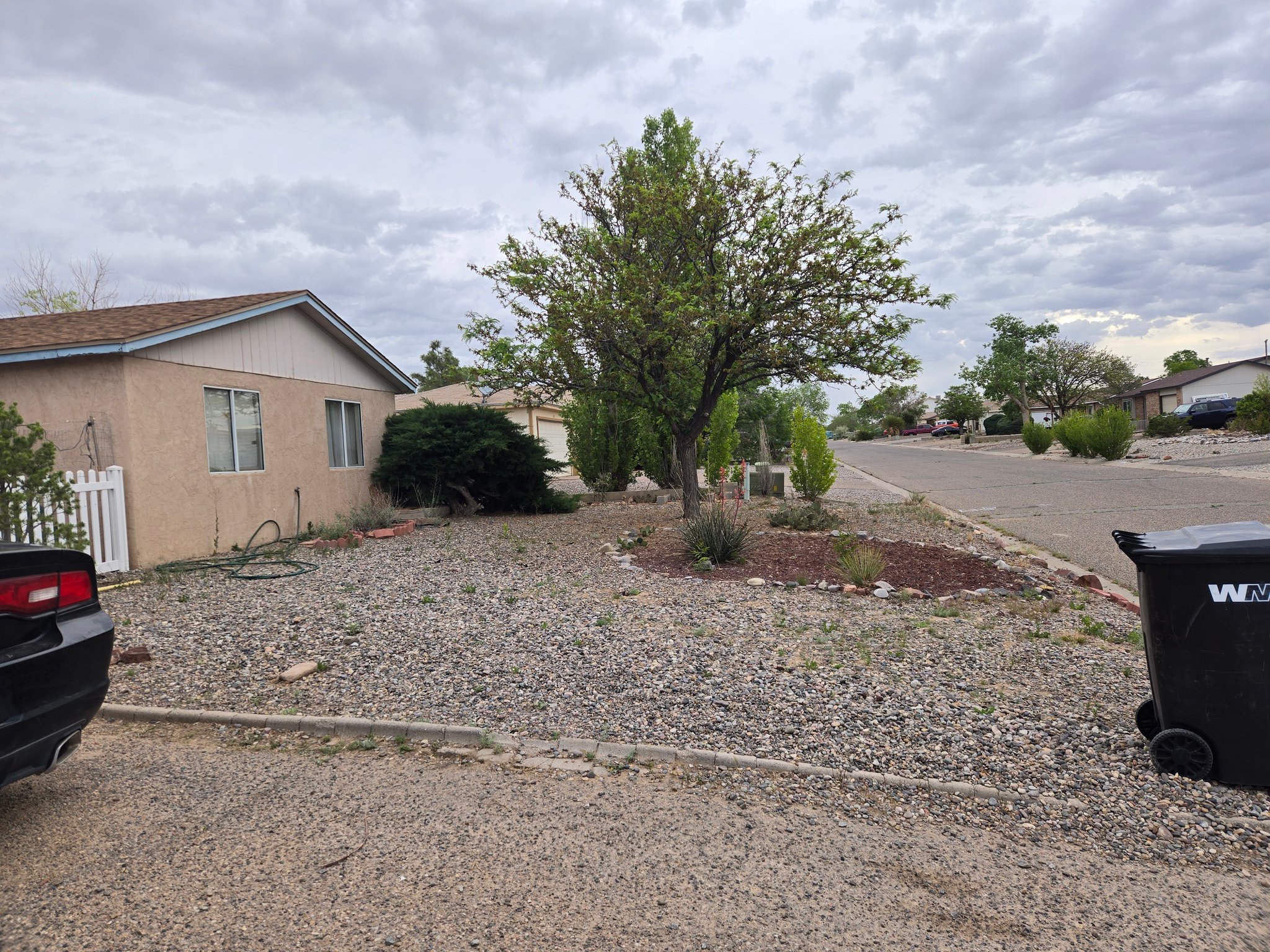Rio Rancho House: 676 Bhutan Drive Southeast