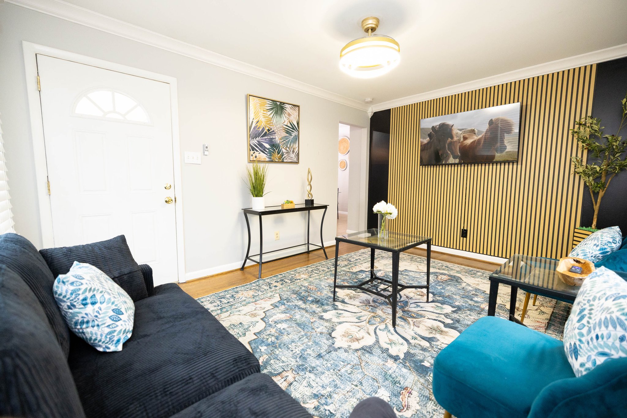 Lexington Apartment: 3496 Lansdowne Dr
