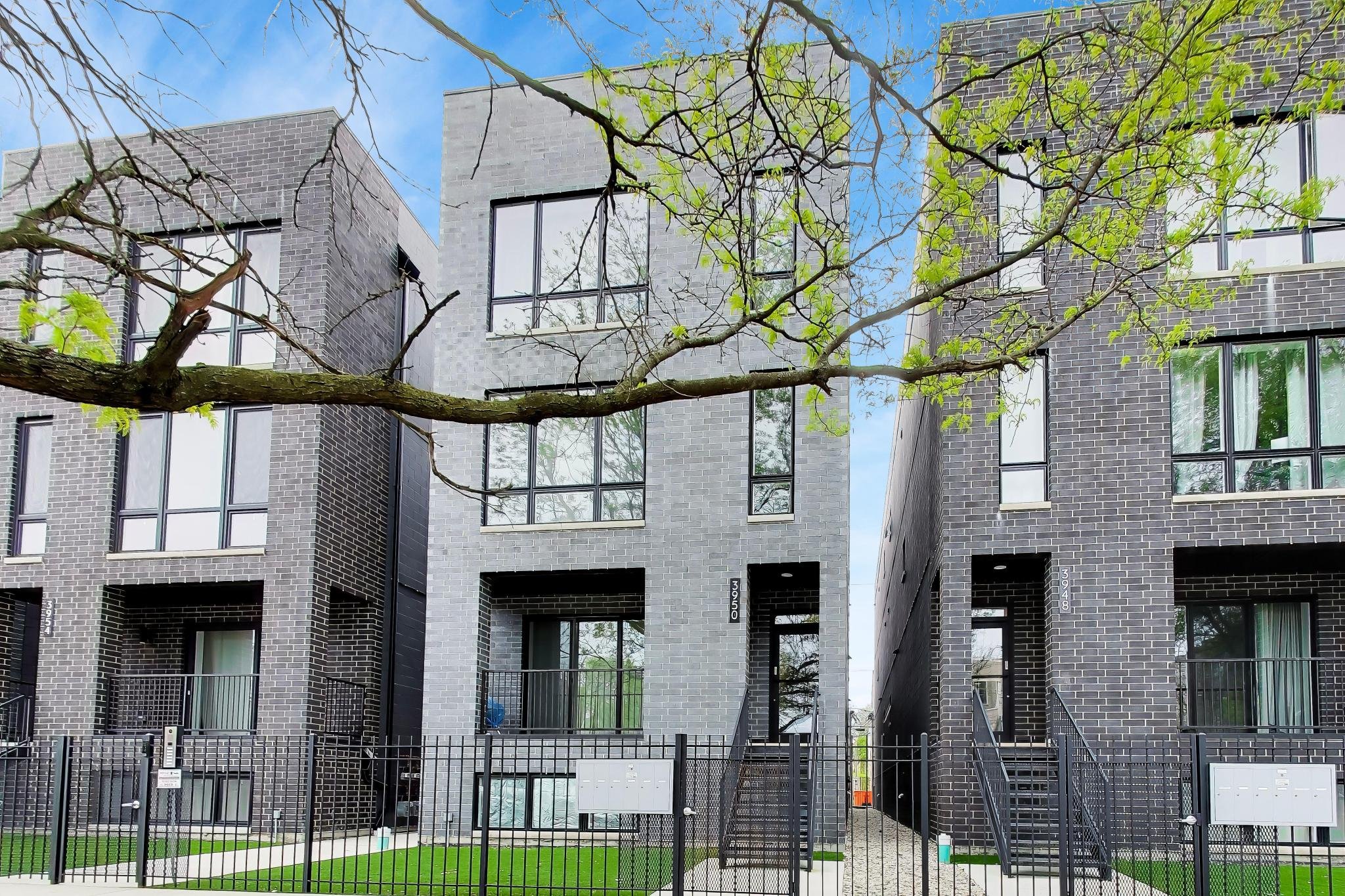 Chicago Condo: 3950 S Indiana