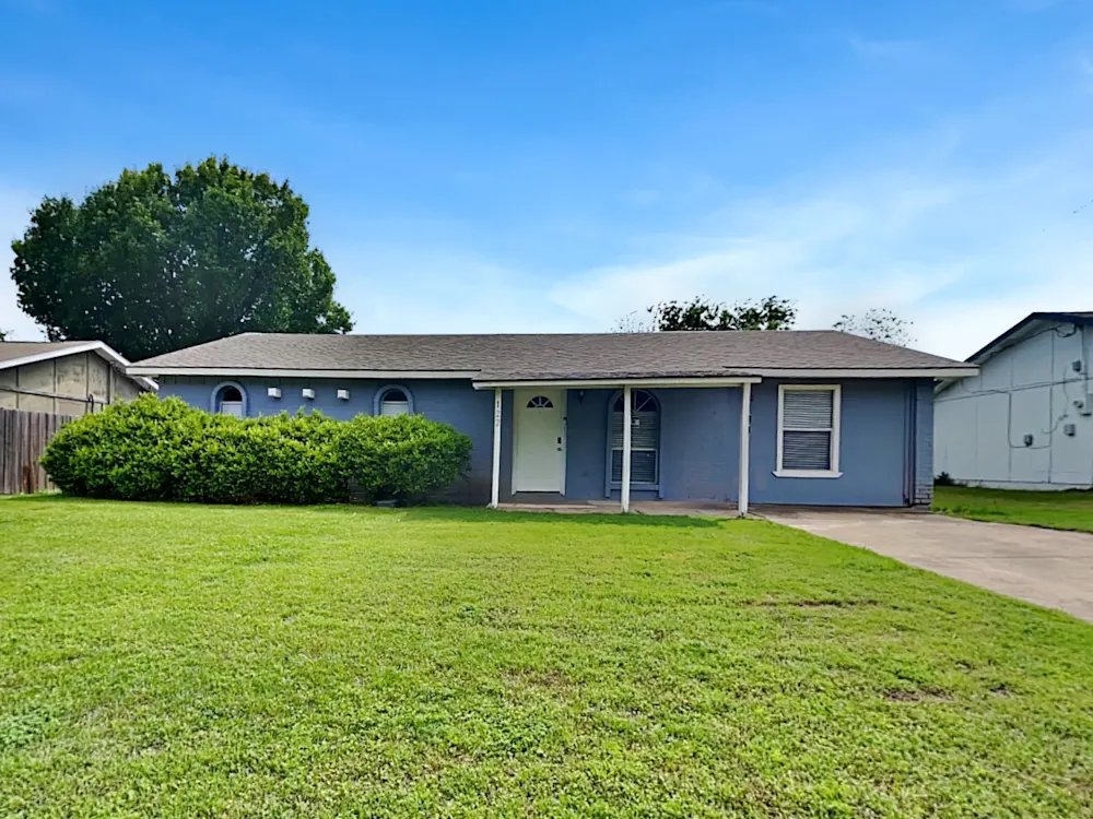 Cedar Hill House: 122 Cooper, Cedar Hill
