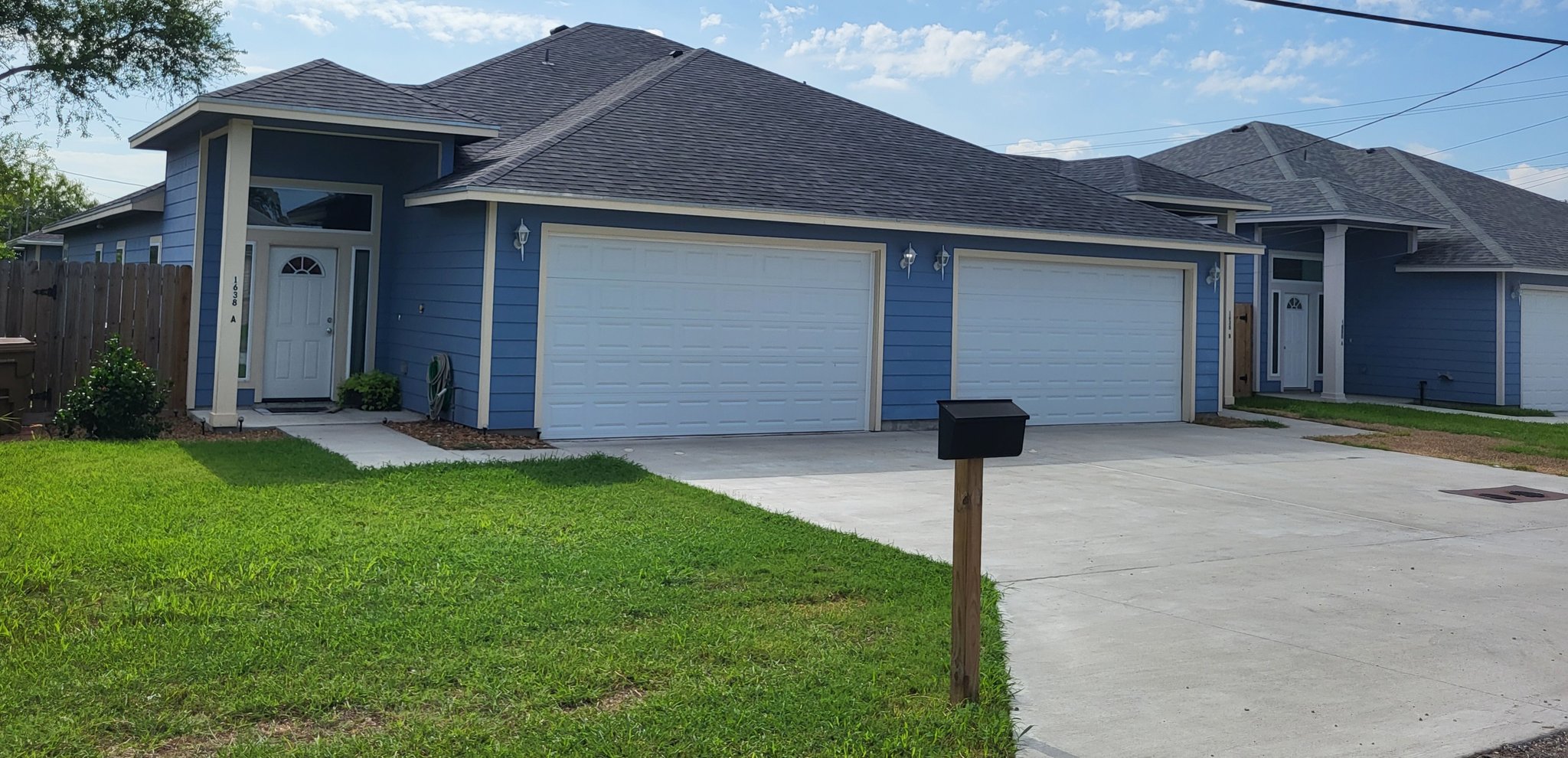Corpus Christi Multiplex: 1638 Clare Drive Unit B