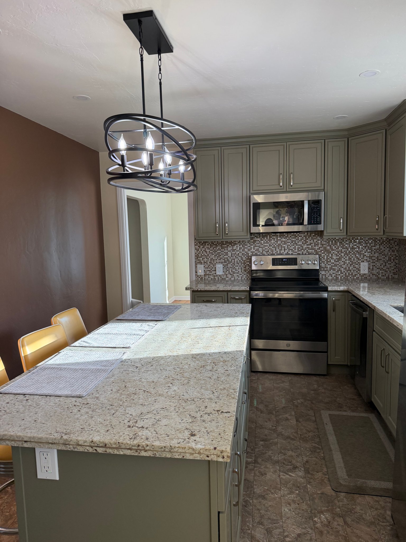 Campbell House: 83 E. Rosemary Lane