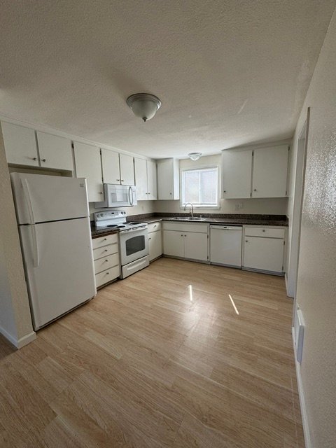 Everett Multiplex: 2421 62nd St SE