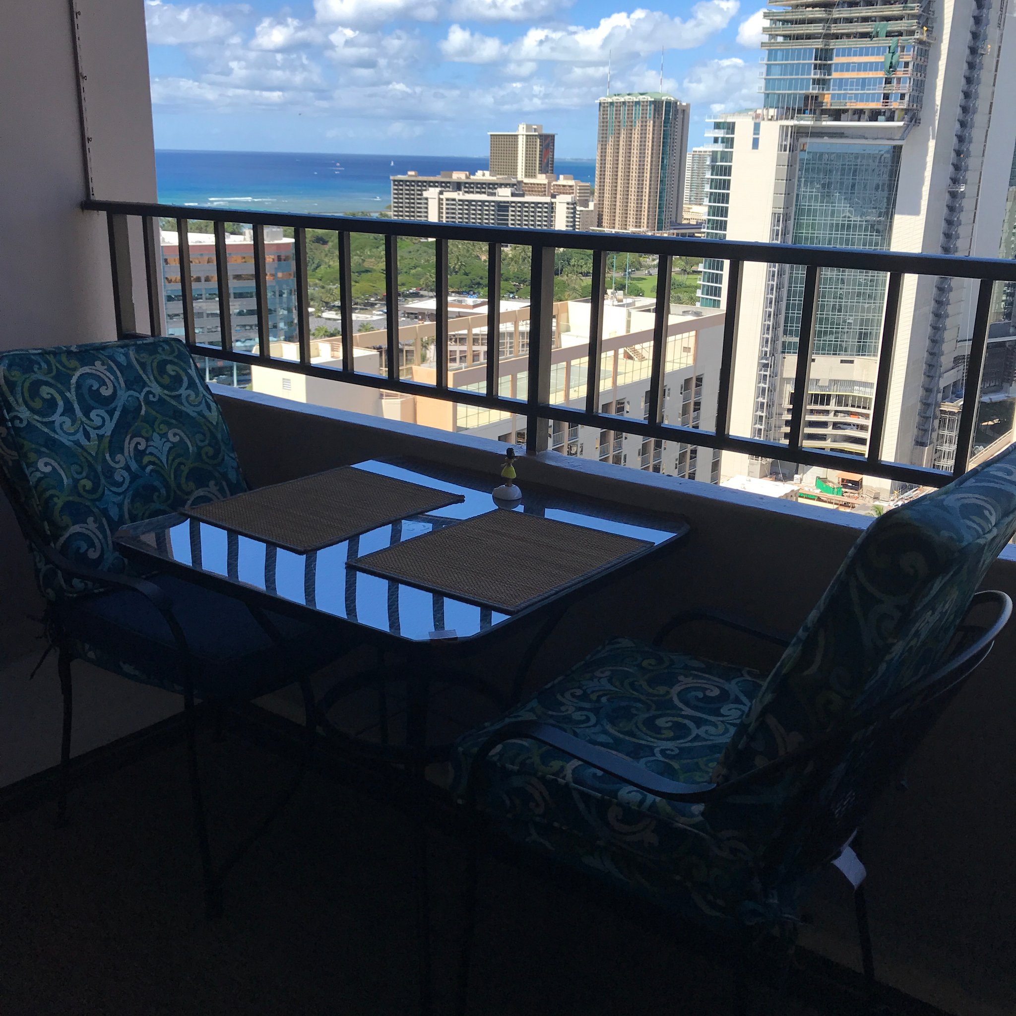 Honolulu Condo: 2240 Kuhio Ave