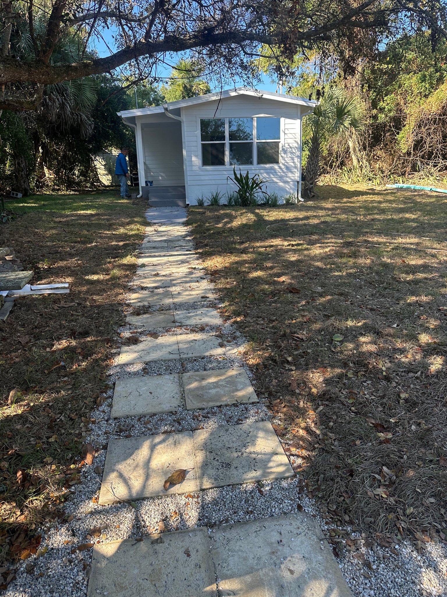 Fort Pierce House: 2017 N 3rd St
