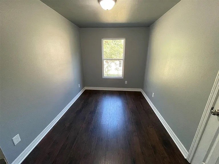 Shreveport House: 2924 Harp St, Shreveport, LA 71103