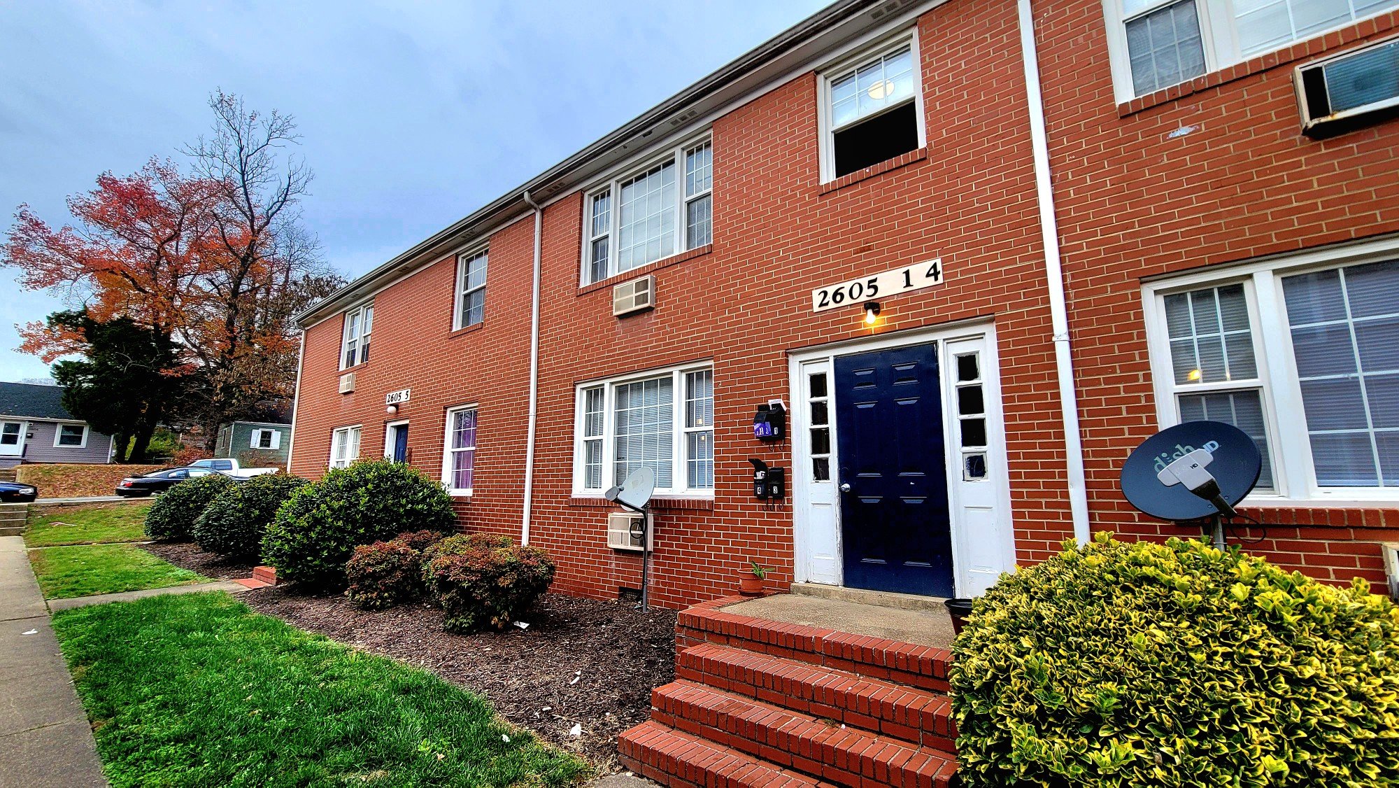 Richmond Apartment: 1602 Magnolia St