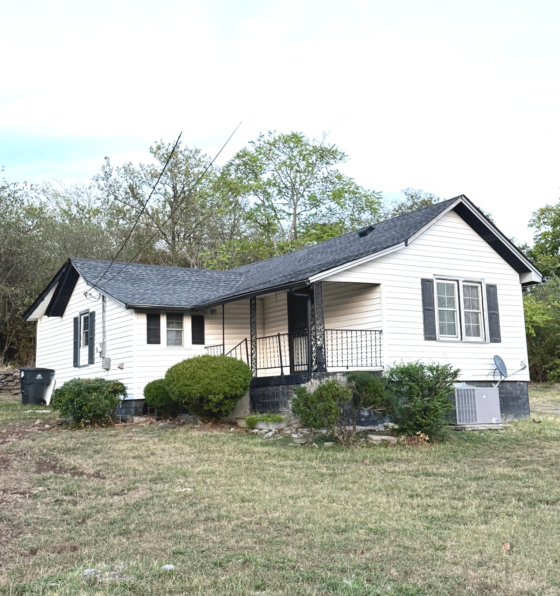 Nashville House: 3734 John Mallette Dr