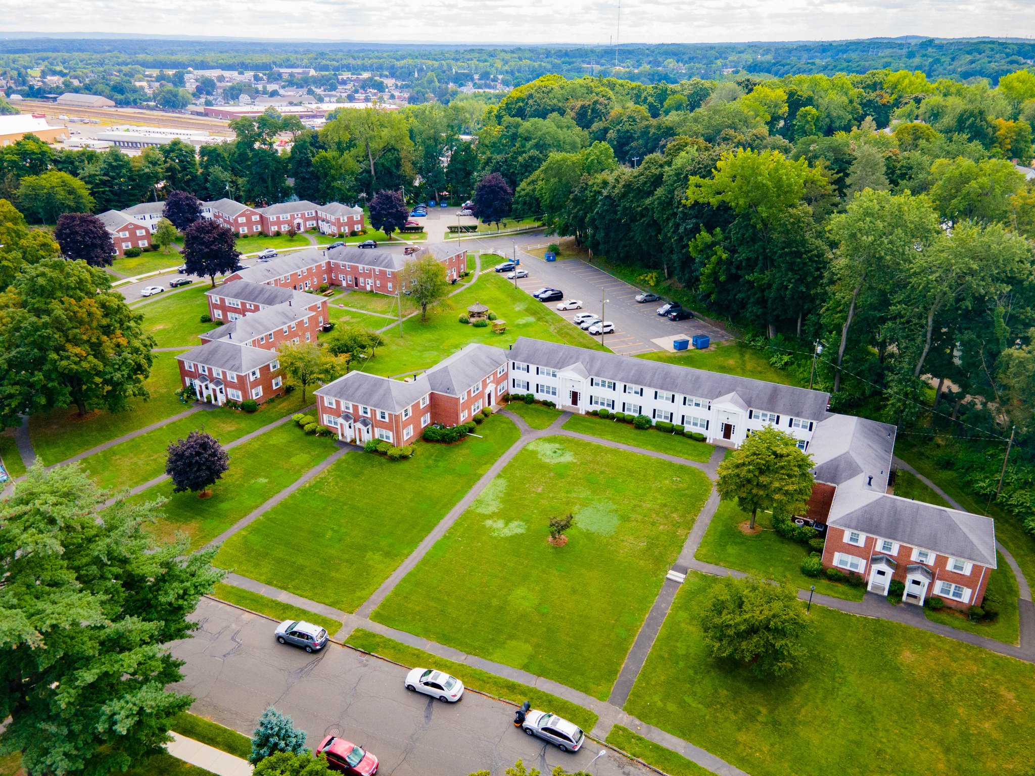 West Springfield Townhome: 70 Mercury Ct.