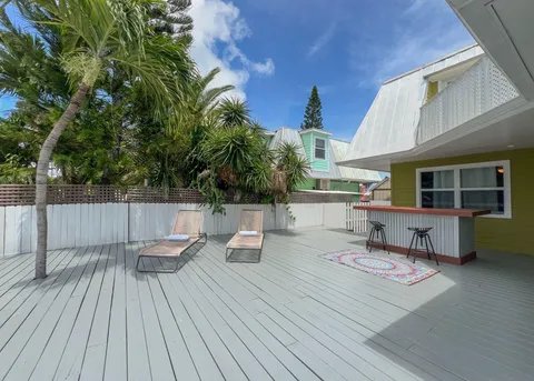 Key West House: 3218 Harriet Ave