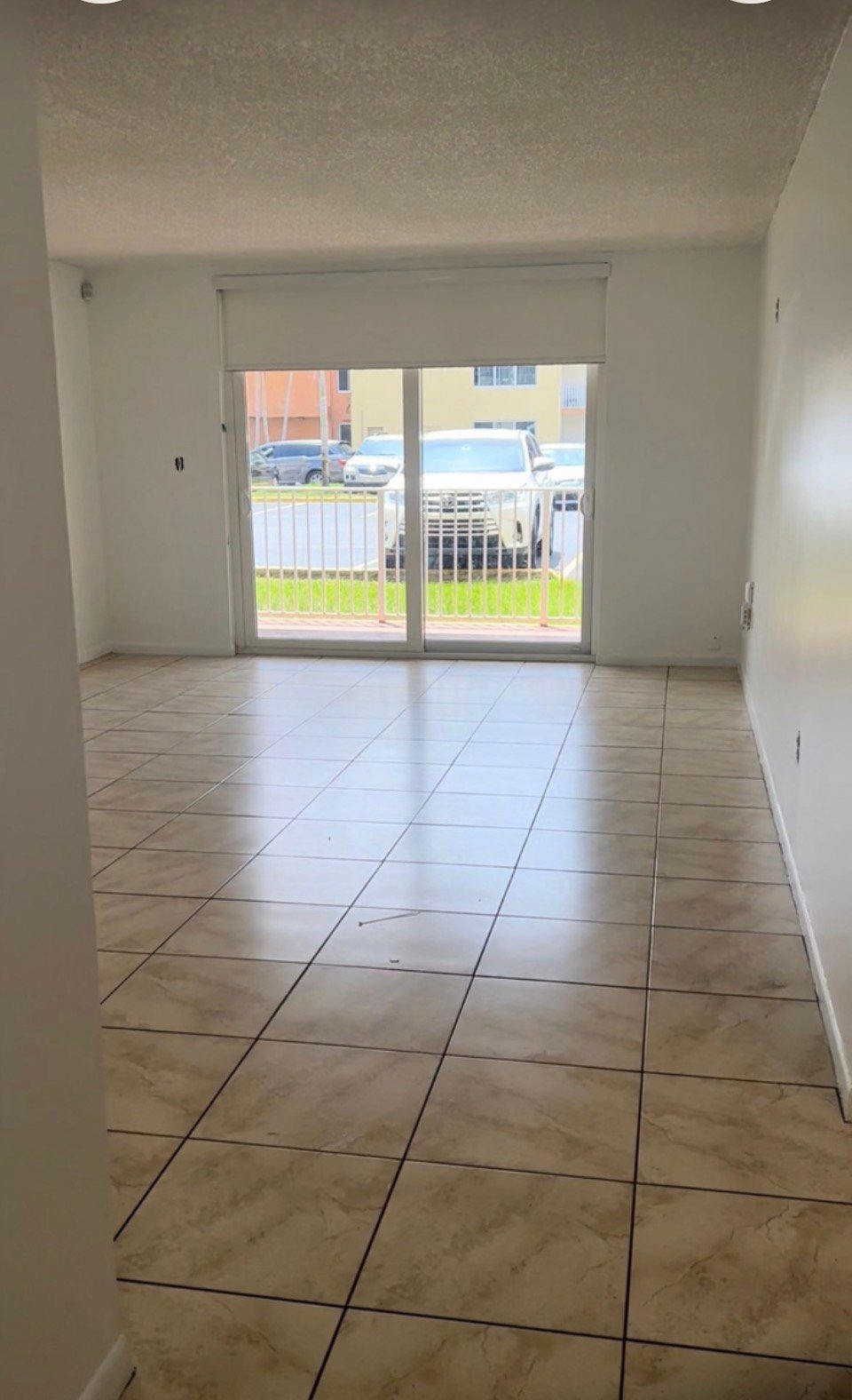 Hialeah Condo: 6970 NW. 186 St