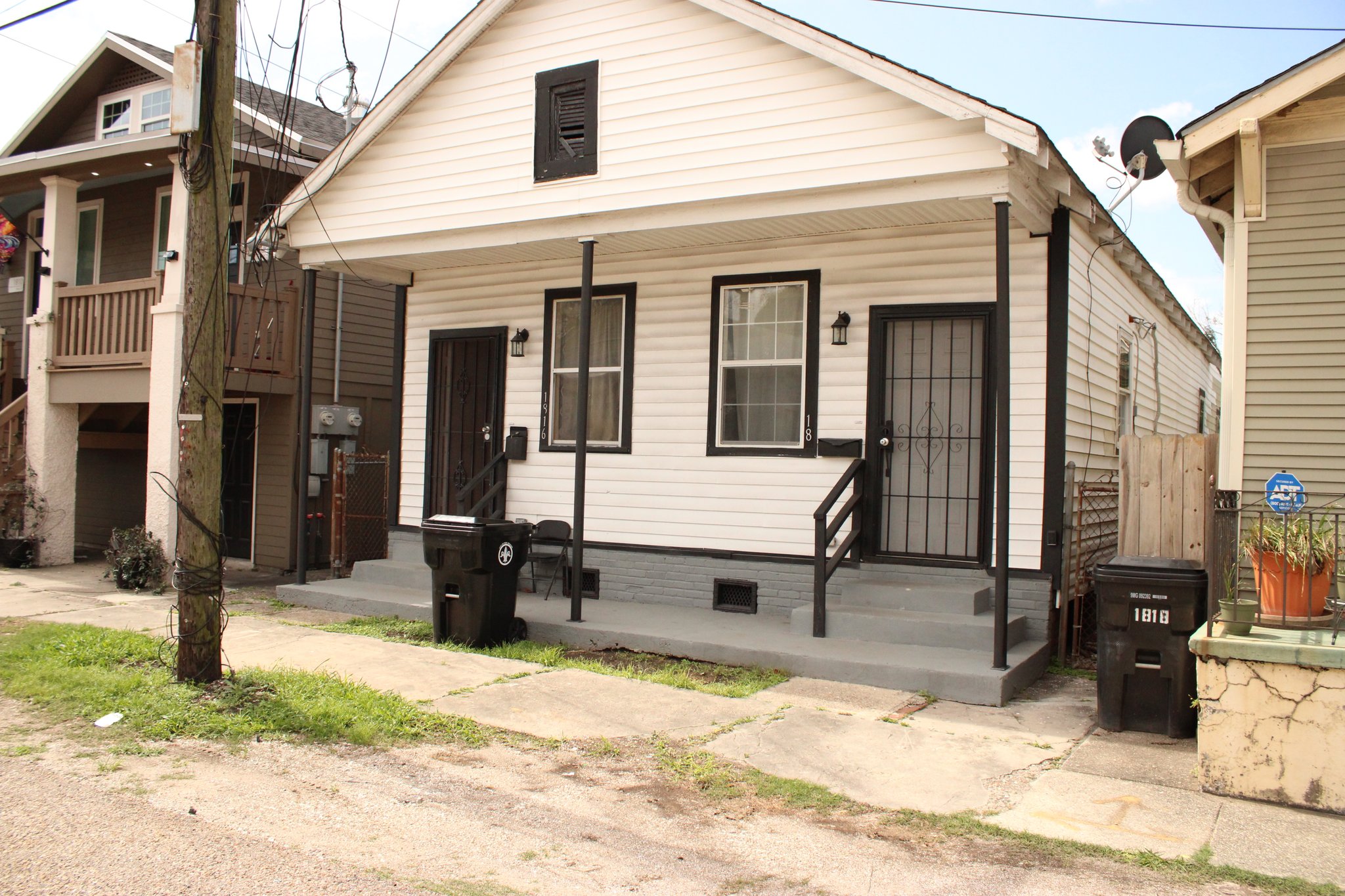 New Orleans Townhome: 1818 Allen Street
