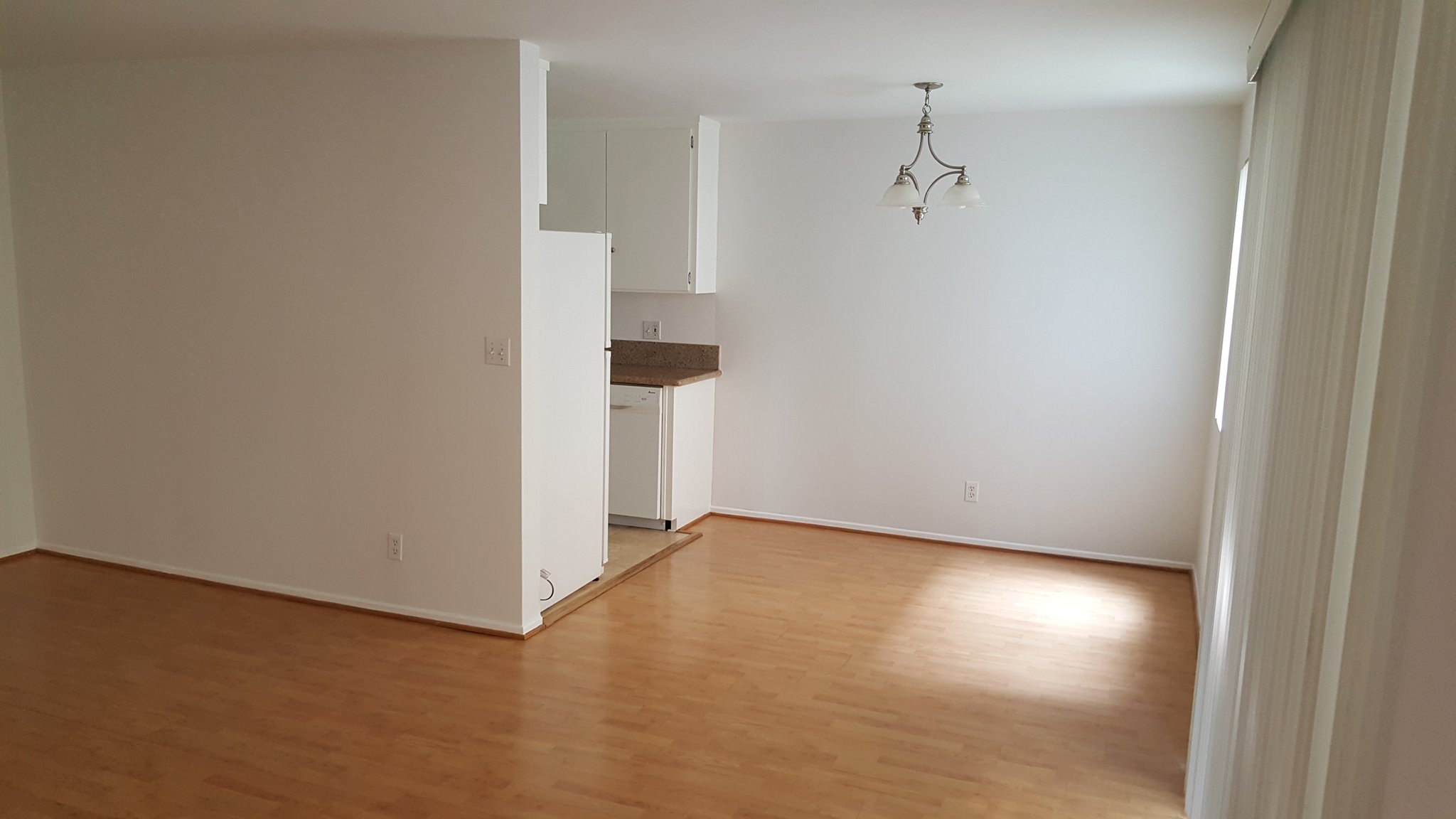 Venice Apartment: 1410 Venice Blvd.