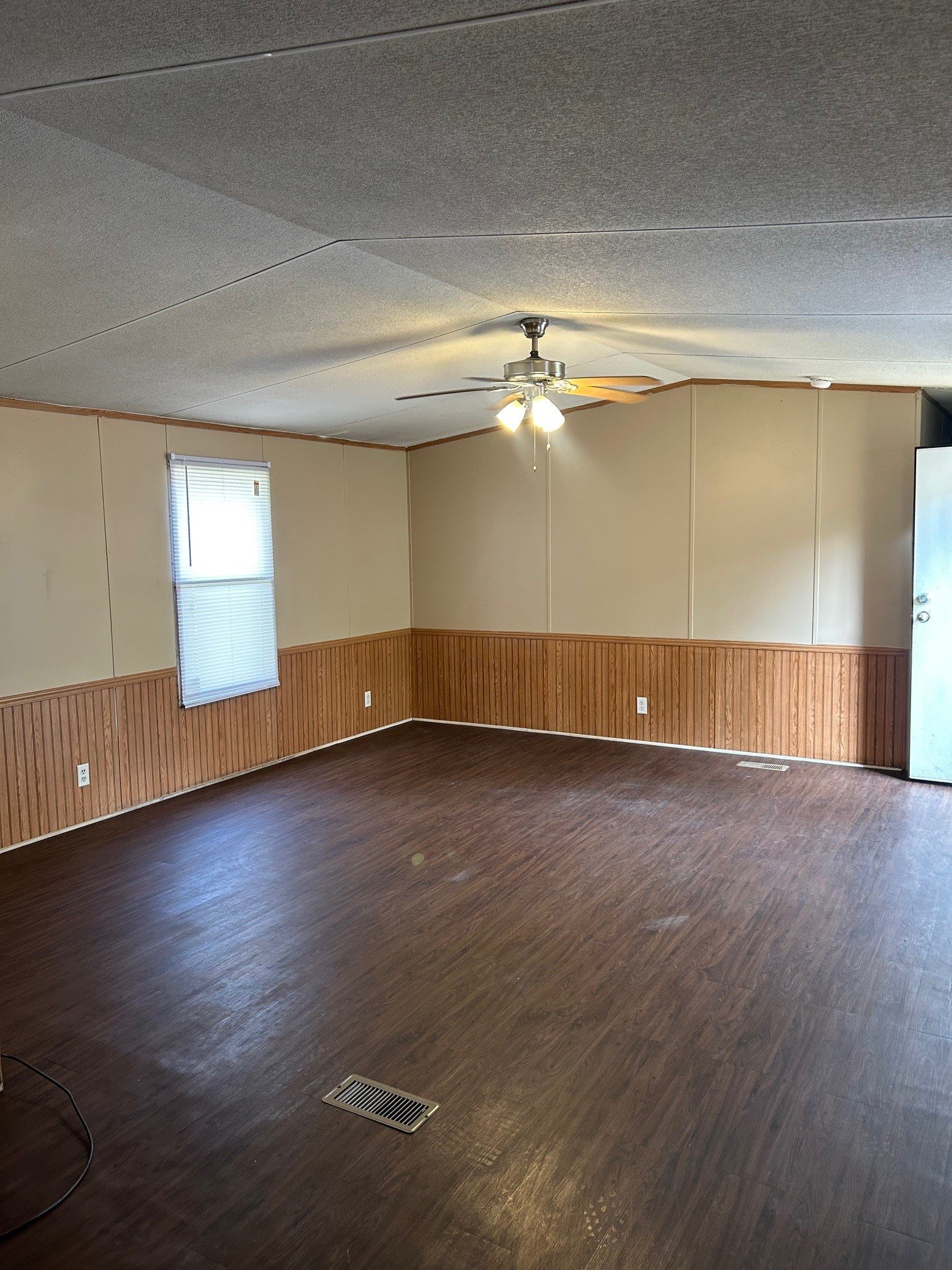 Ridgeland House: 506 Lakeview Cove