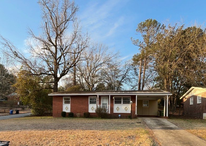 Columbus House: 4970 Gardiner Drive