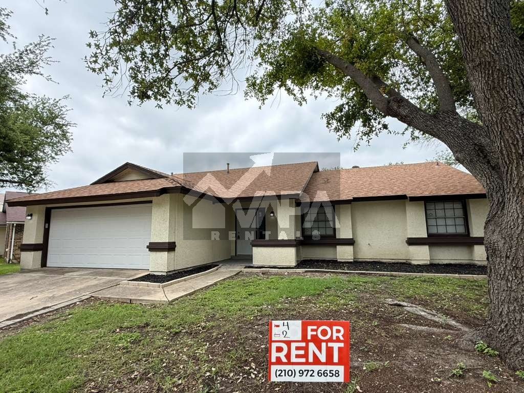 San Antonio House: 5679 Wood Oak