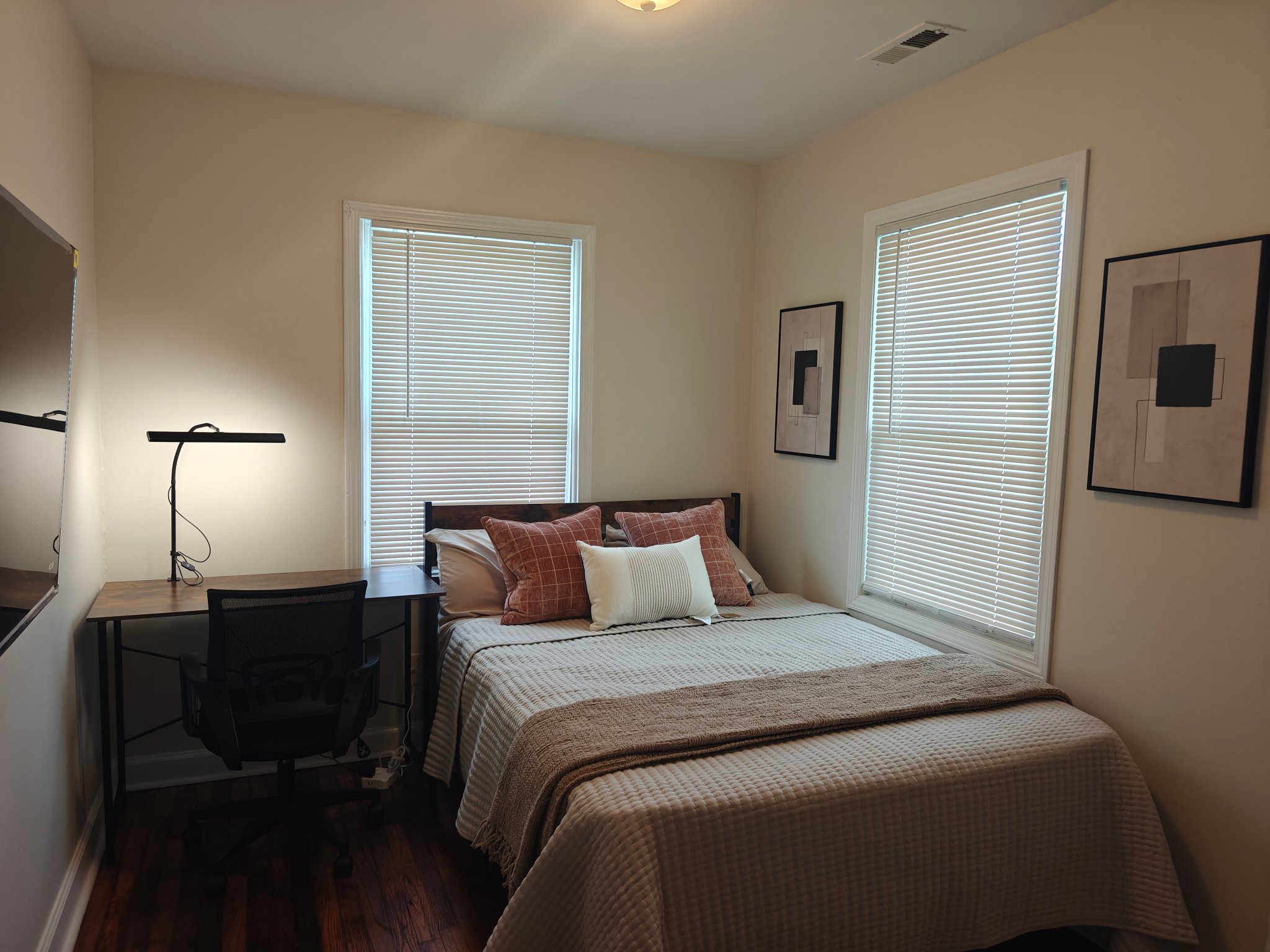 Charlotte Multiplex: 2217 Custer St