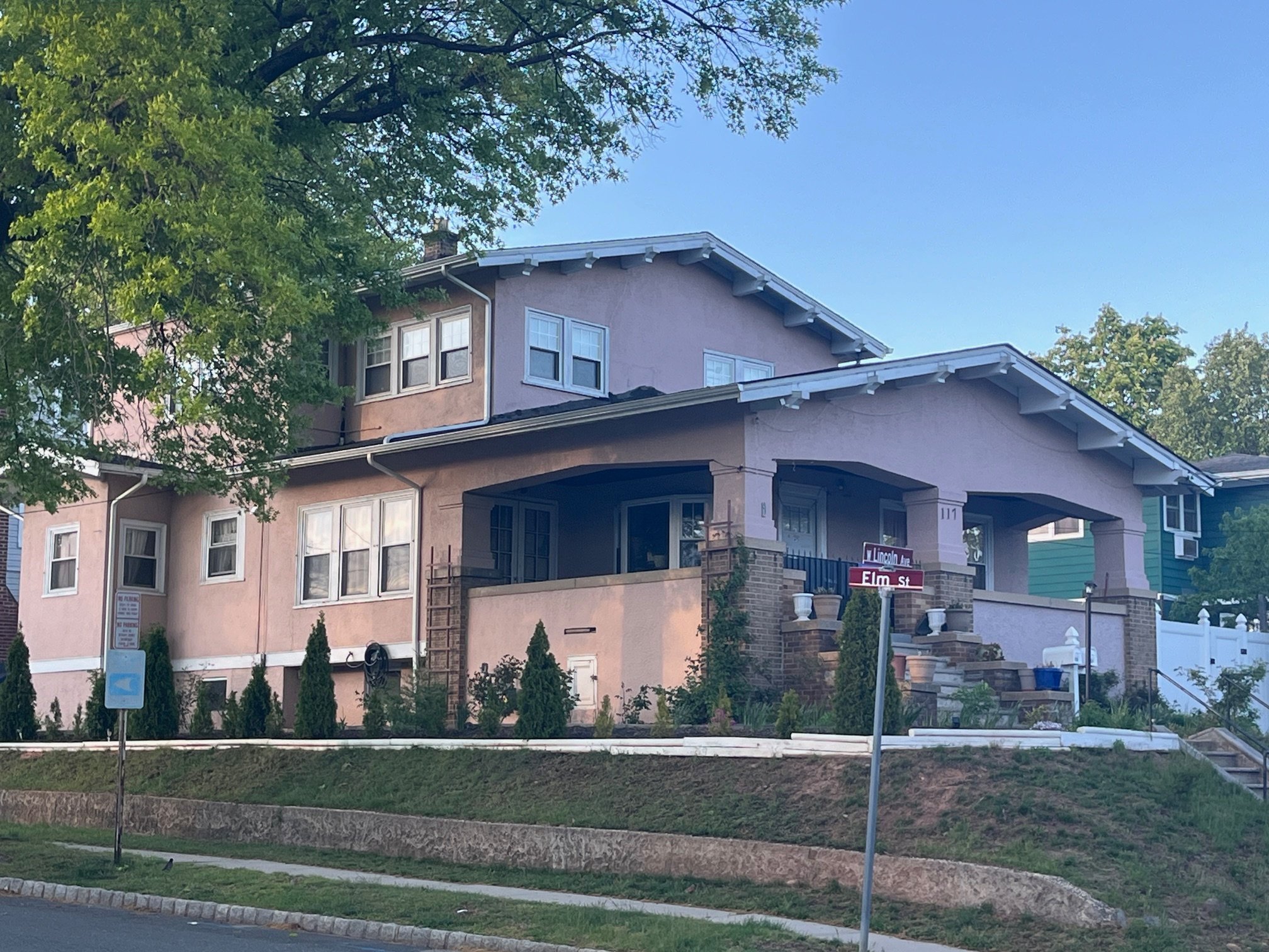 Roselle Park Multiplex: 117 W. Lincoln Ave.